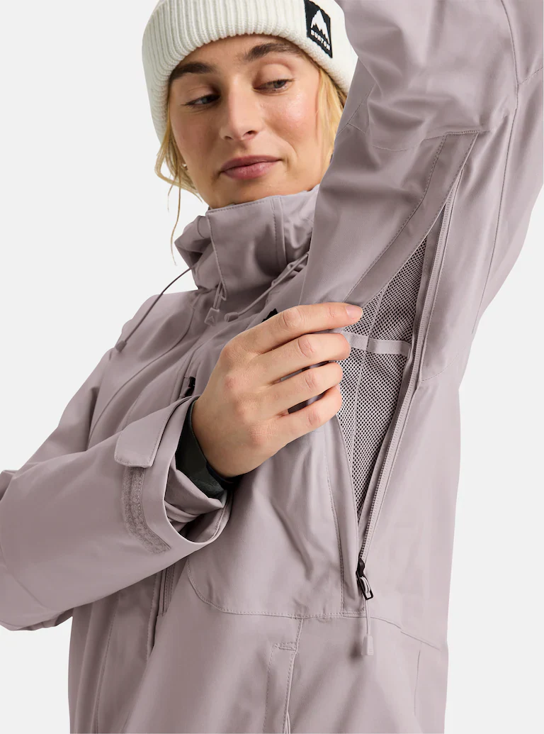 Burton Women's Burton Reserve 2L Insulated Stretch Jacket - Image 5