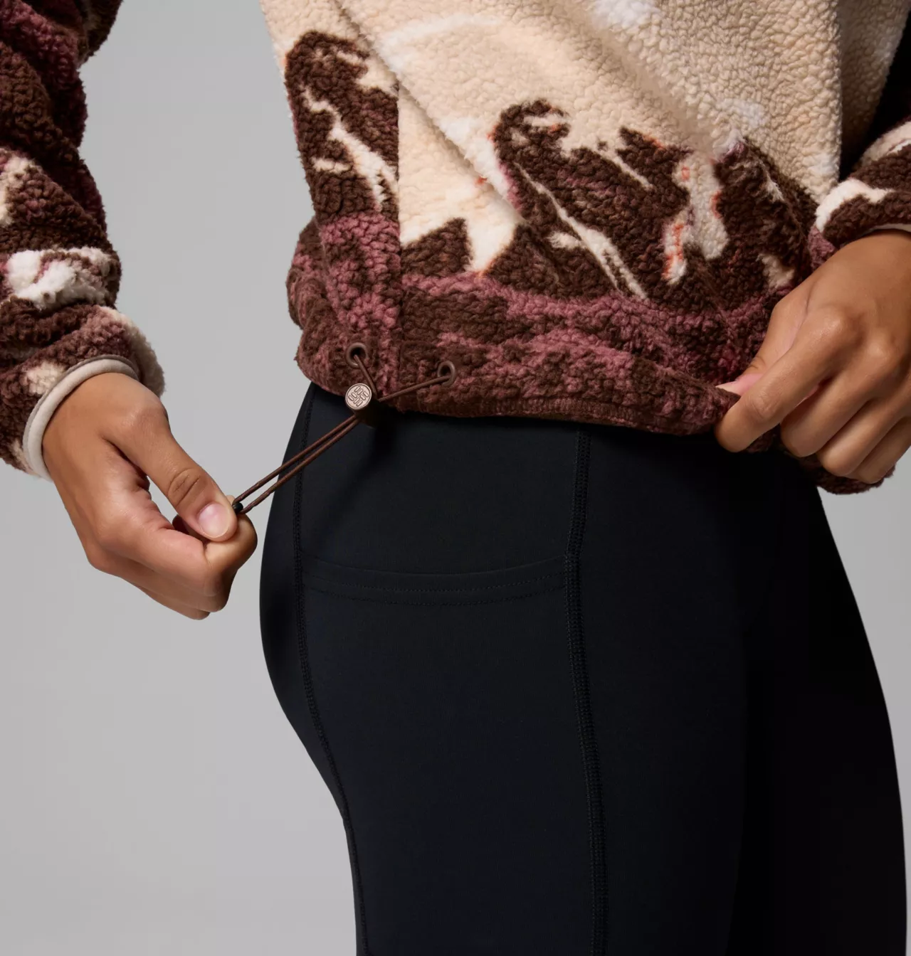 Columbia Women's Helvetia II Printed Cropped Half Snap Fleece Pullover - Image 4