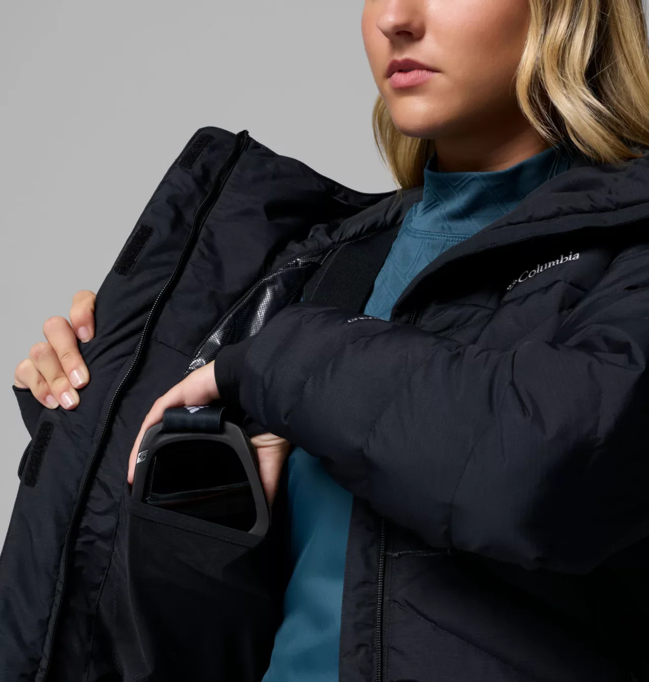 Columbia Women's Lay D Down V Jacket - Image 4