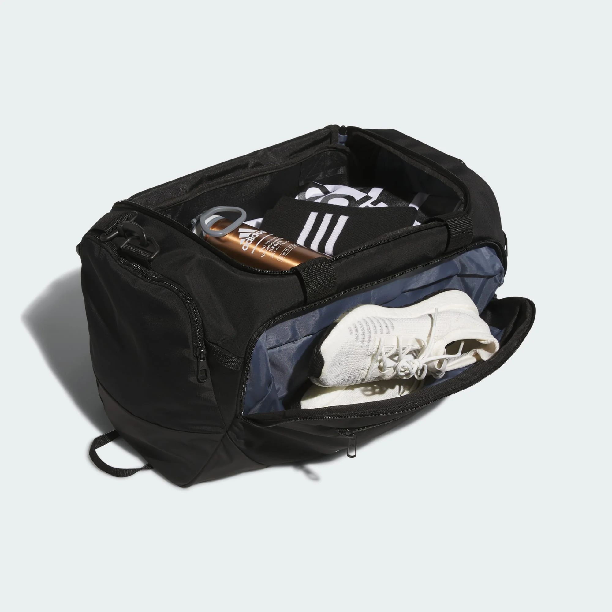 Defender 5 Small Duffel Bag - Image 3