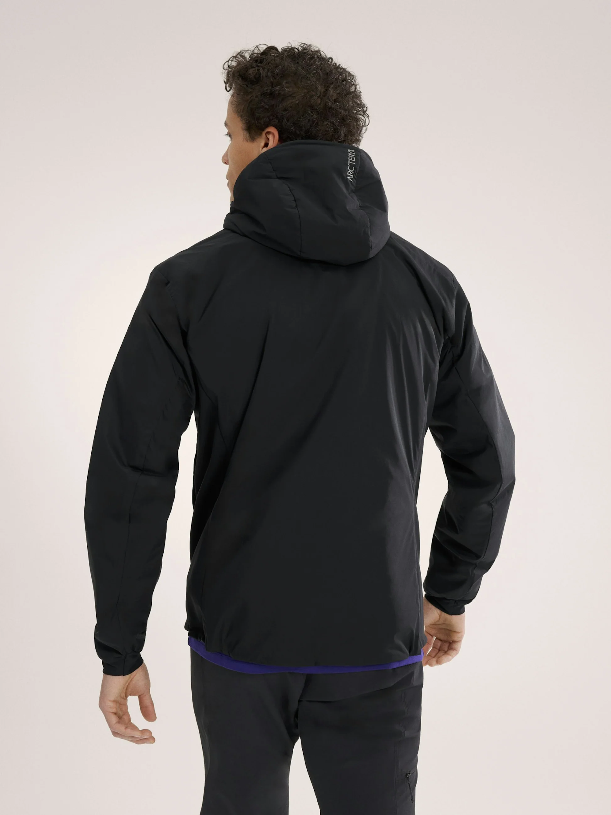 Arc'teryx Men's Atom Hoody - Image 2