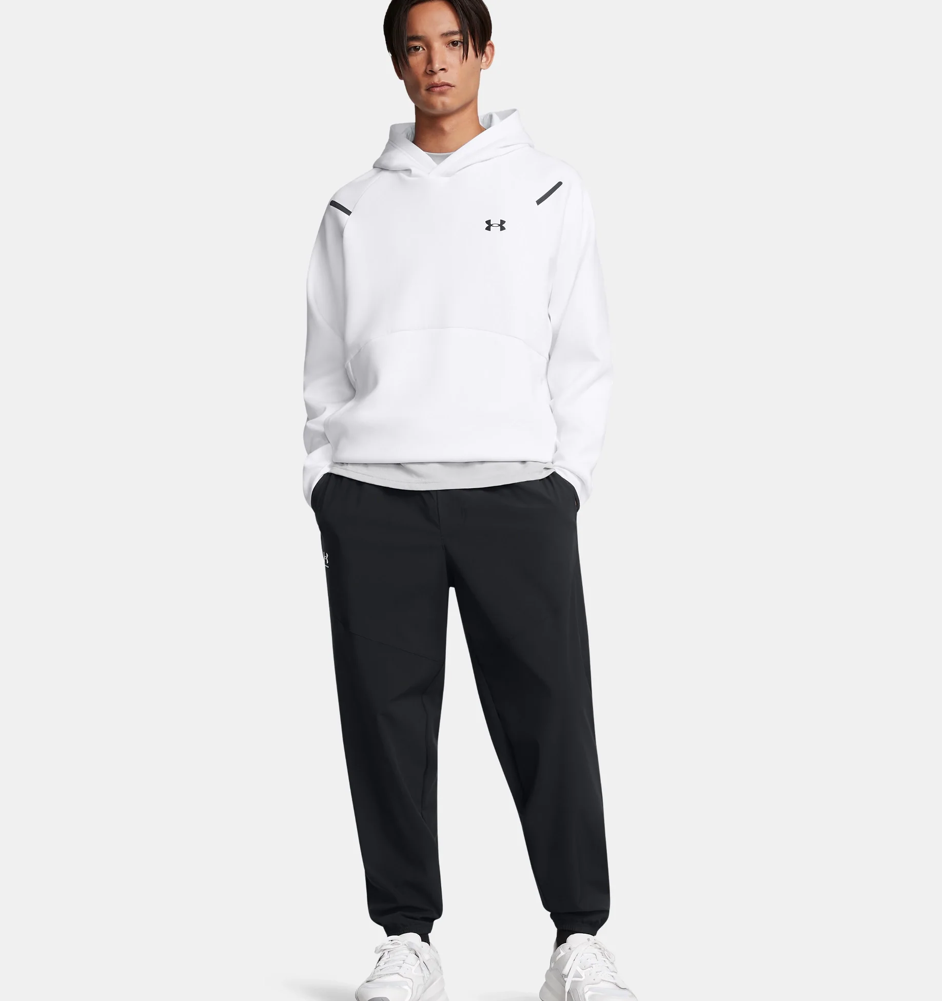 Men's Vibe Woven Joggers - Image 3