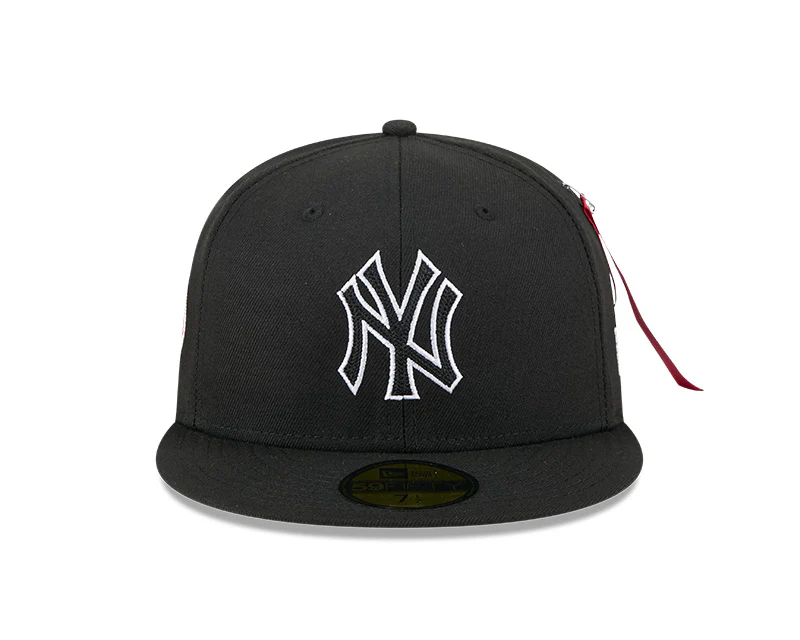 New Era New York Yankees Alpha Industries Black 59FIFTY Fitted Hat - Image 3