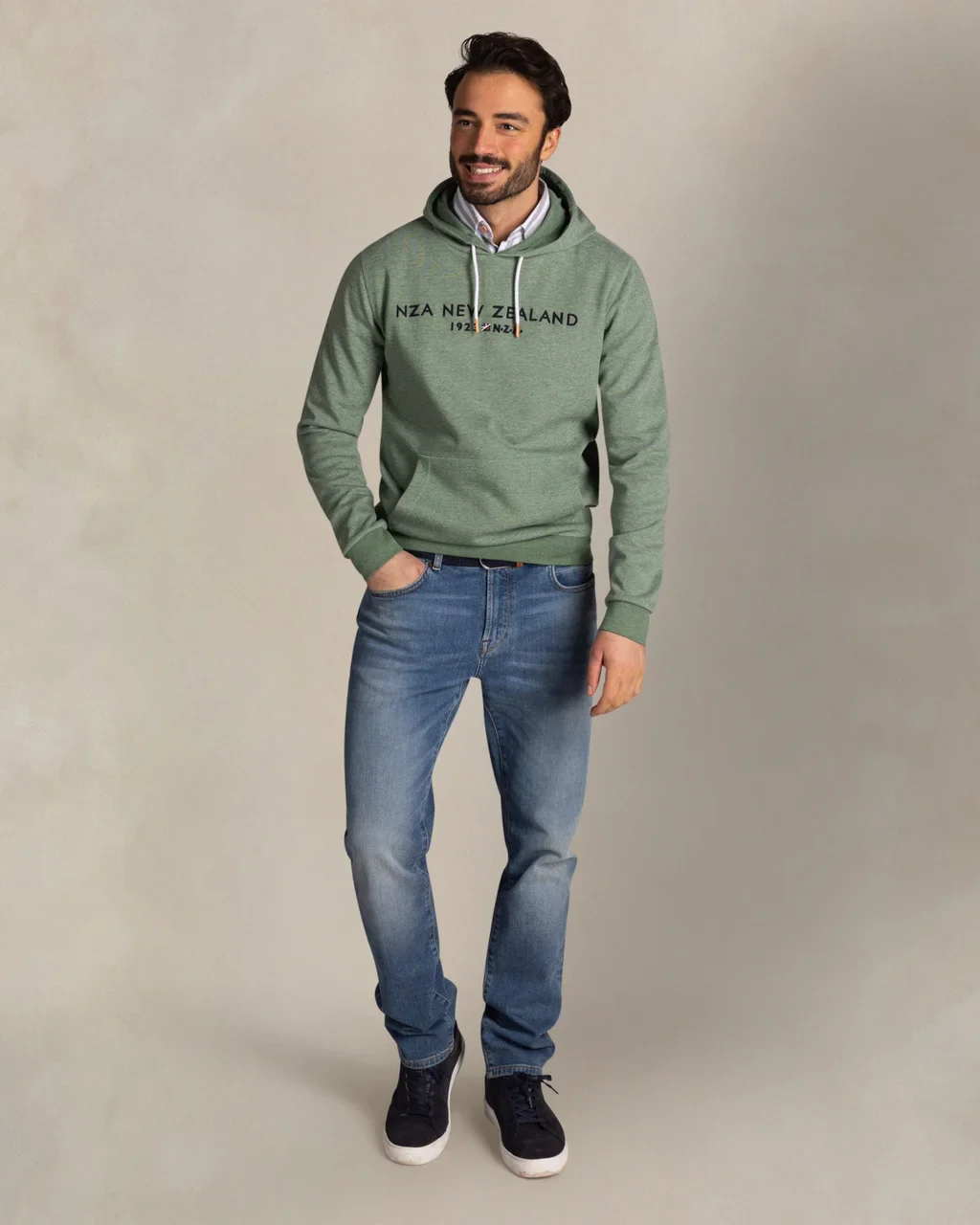 New Zealand Auckland Men's Cotton Hoodie - Image 3