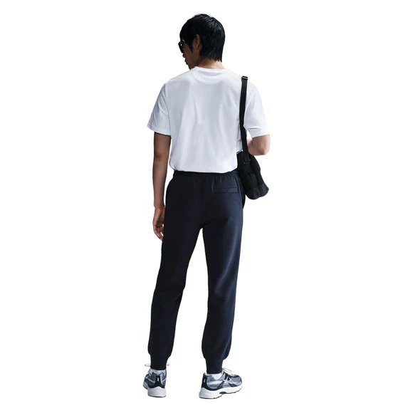 Nike Men's Club Fleece Joggers - Image 10