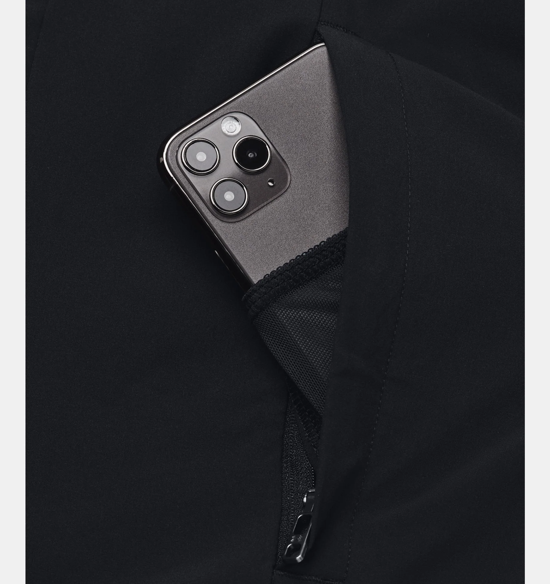 Men's Outrun The Storm Jacket - Image 4