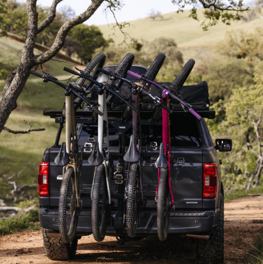 Thule Revert 4-bike Vertical Hitch Bike Rack - Image 6