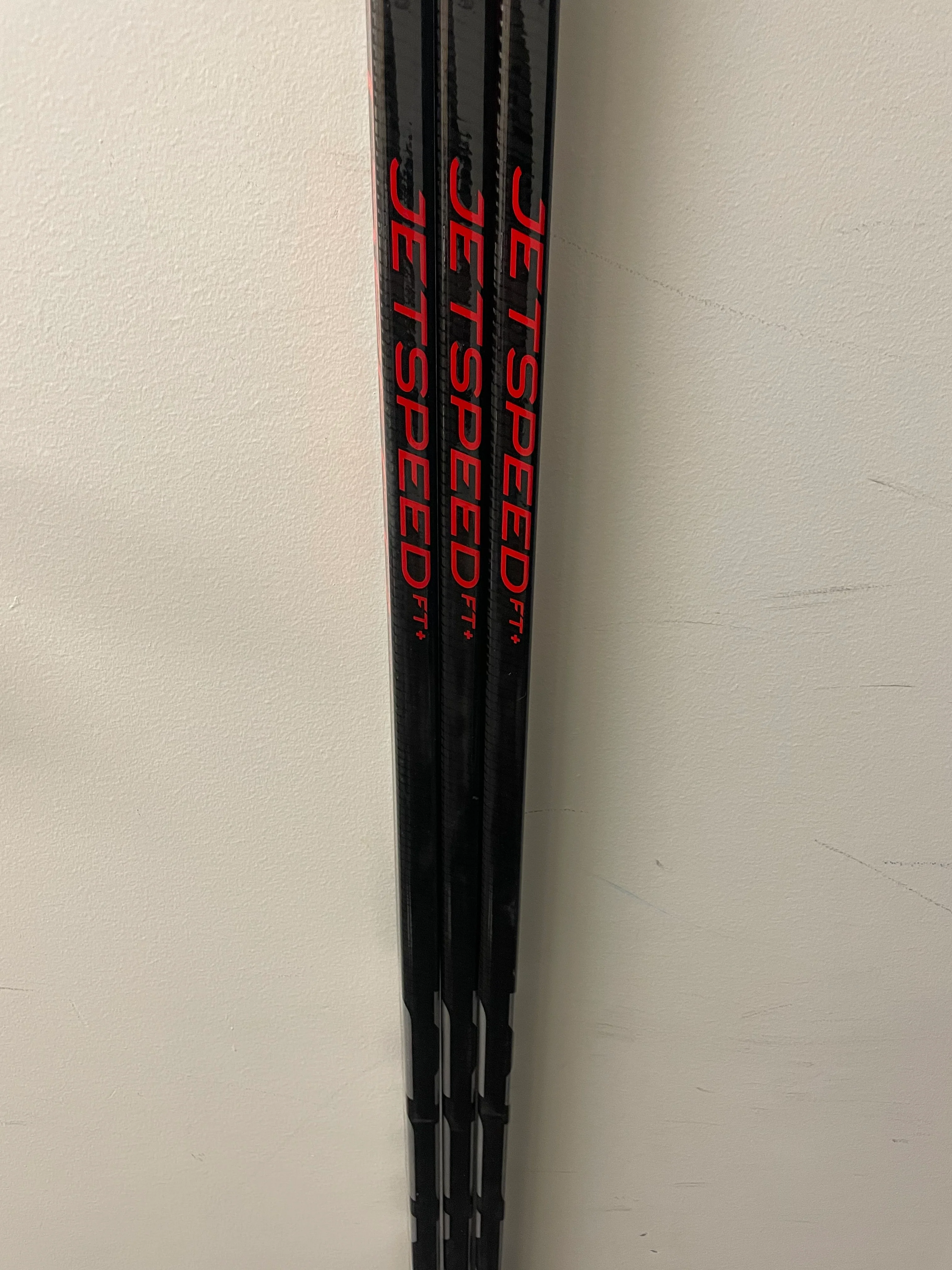 Senior Jetspeed FT+ Team Hockey Stick - 3 Pack - Image 2