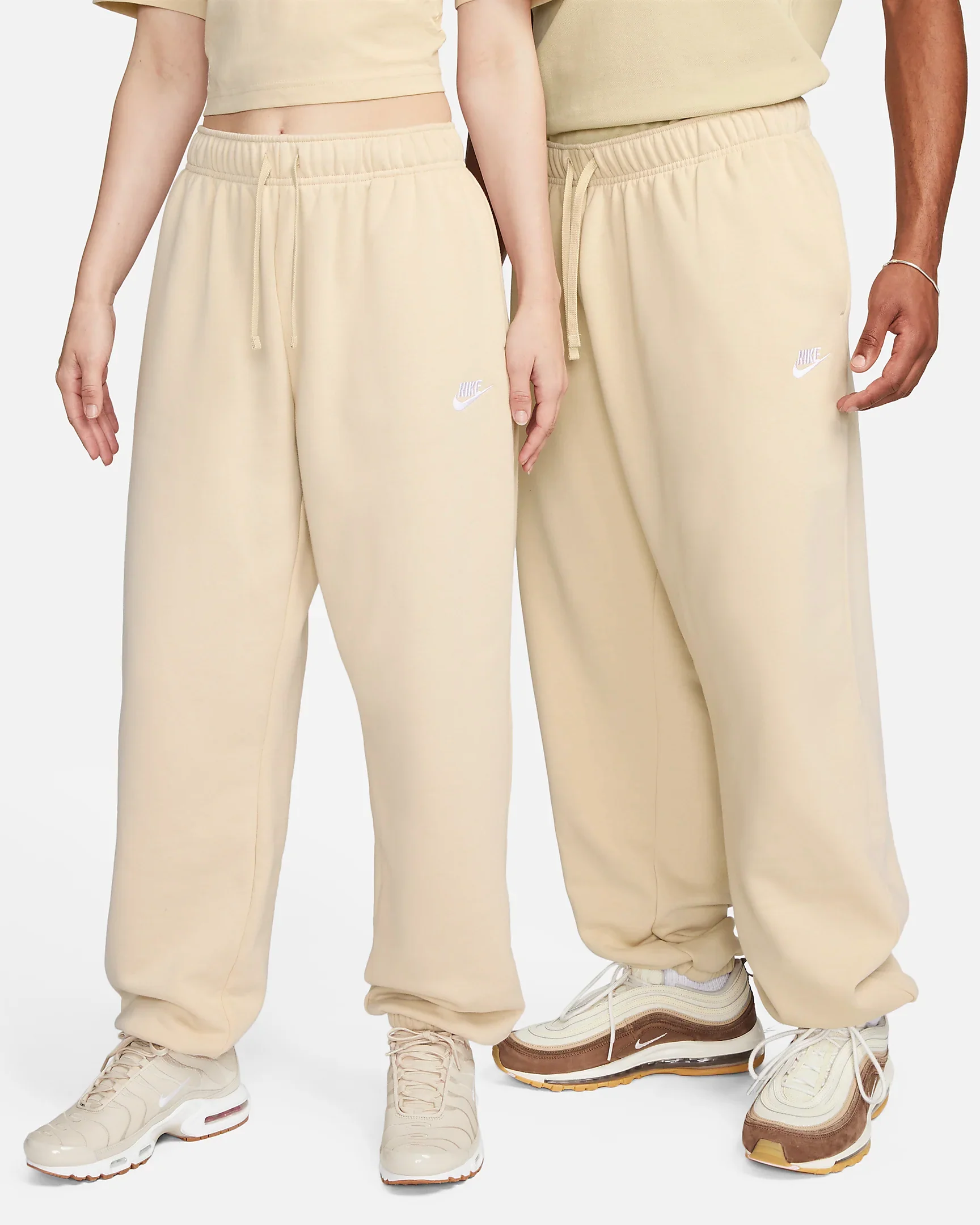 Women's Sportswear Club Fleece Mid-Rise Oversized Sweatpants - Image 6