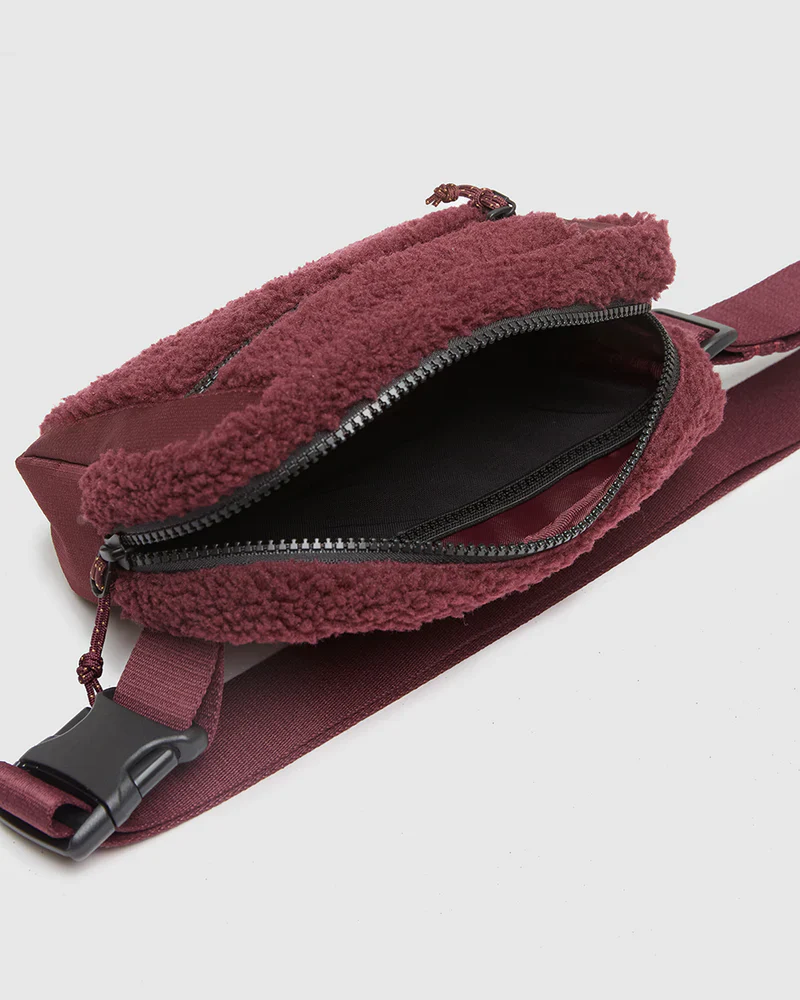 Tentree Ungendered Valdes Hip Pack - Image 6