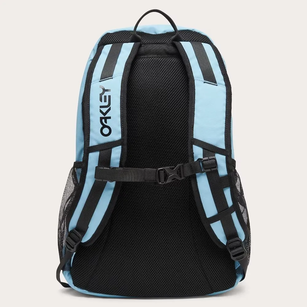 Oakley The Freshman Skate Backpack - Image 5