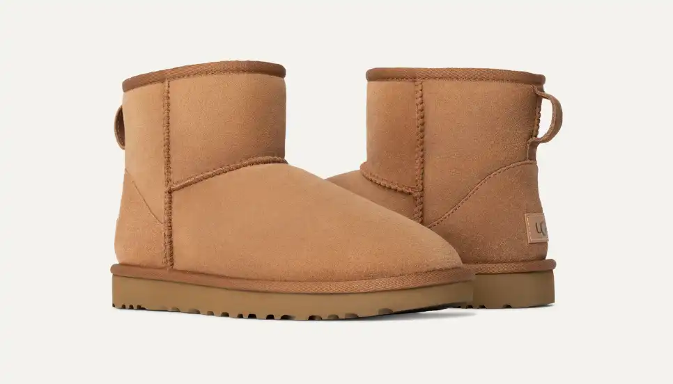 UGG Women's Classic Mini II Boot - Image 2